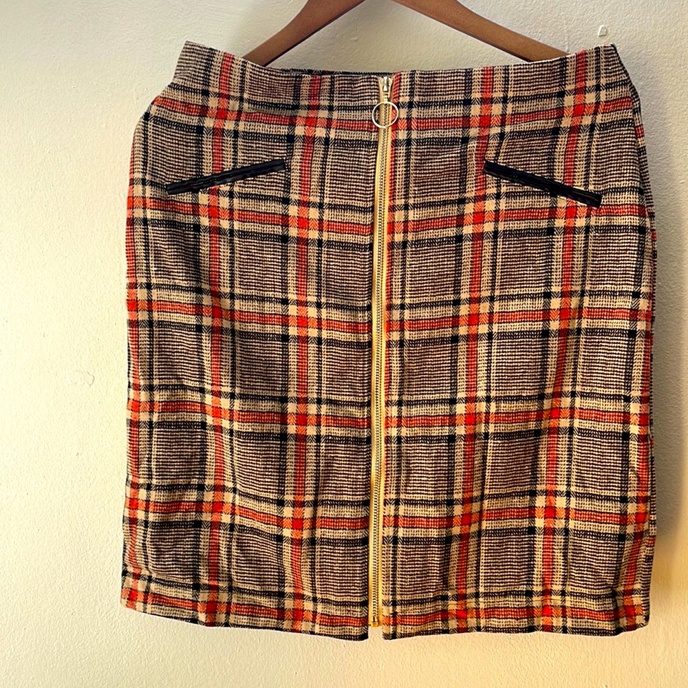 Fashion Nova plaid mini skirt. Size :XL